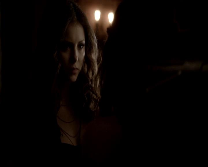 VampireDiariesWorld-dot-org_4x21ShesComeUndone1336.jpg