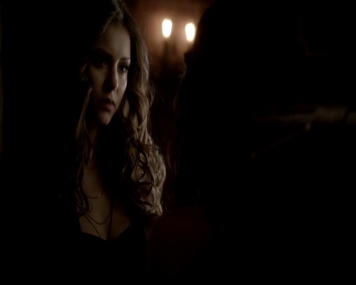 VampireDiariesWorld-dot-org_4x21ShesComeUndone1337.jpg