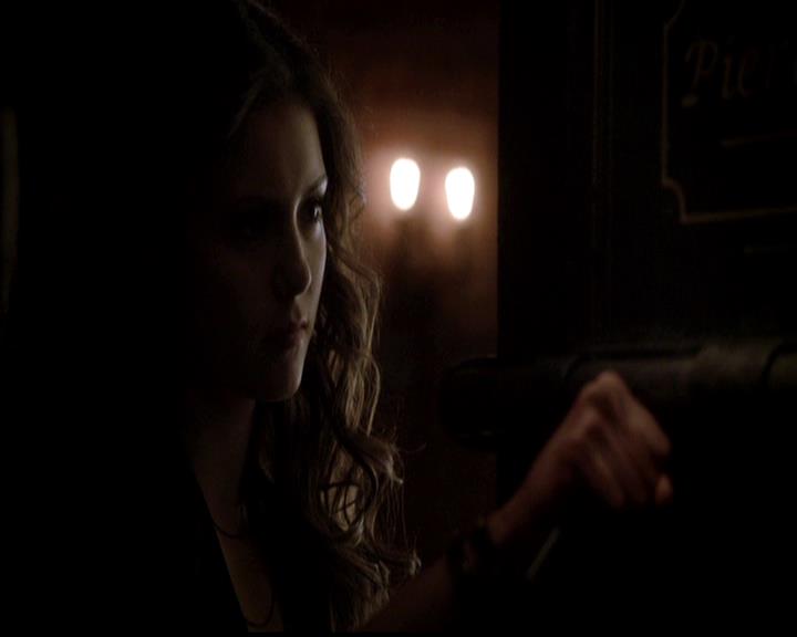 VampireDiariesWorld-dot-org_4x21ShesComeUndone1368.jpg