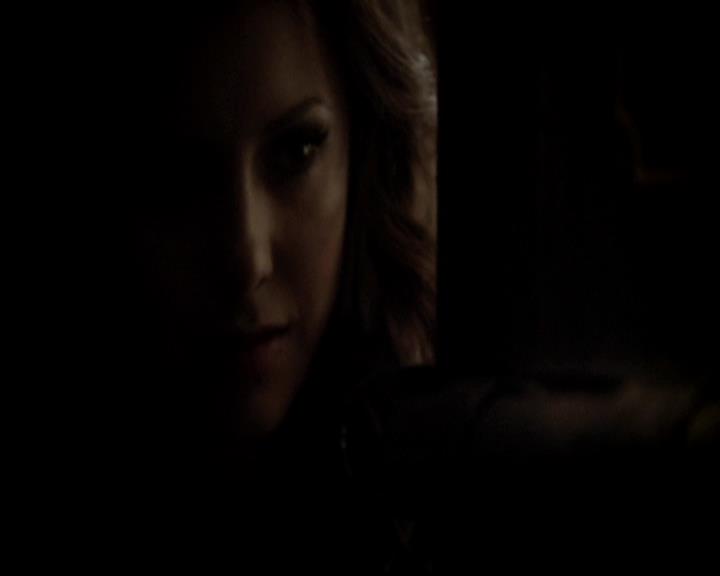 VampireDiariesWorld-dot-org_4x21ShesComeUndone1376.jpg