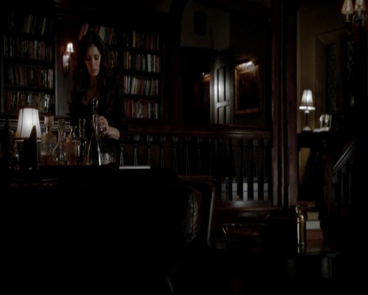 VampireDiariesWorld-dot-org_4x21ShesComeUndone1386.jpg