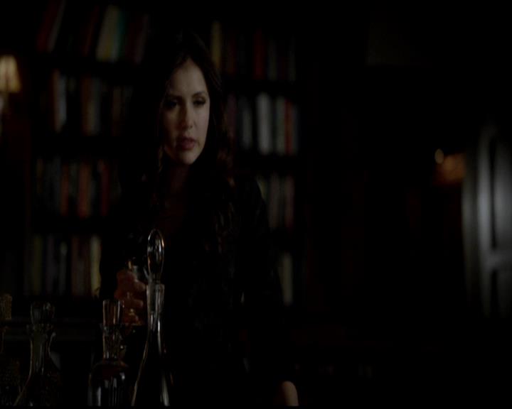 VampireDiariesWorld-dot-org_4x21ShesComeUndone1396.jpg