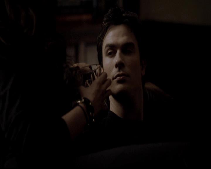 VampireDiariesWorld-dot-org_4x21ShesComeUndone1409.jpg