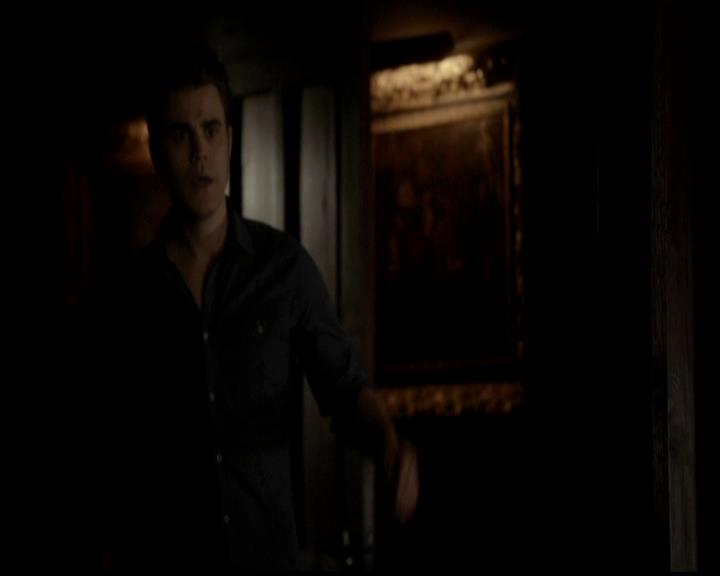 VampireDiariesWorld-dot-org_4x21ShesComeUndone1419.jpg