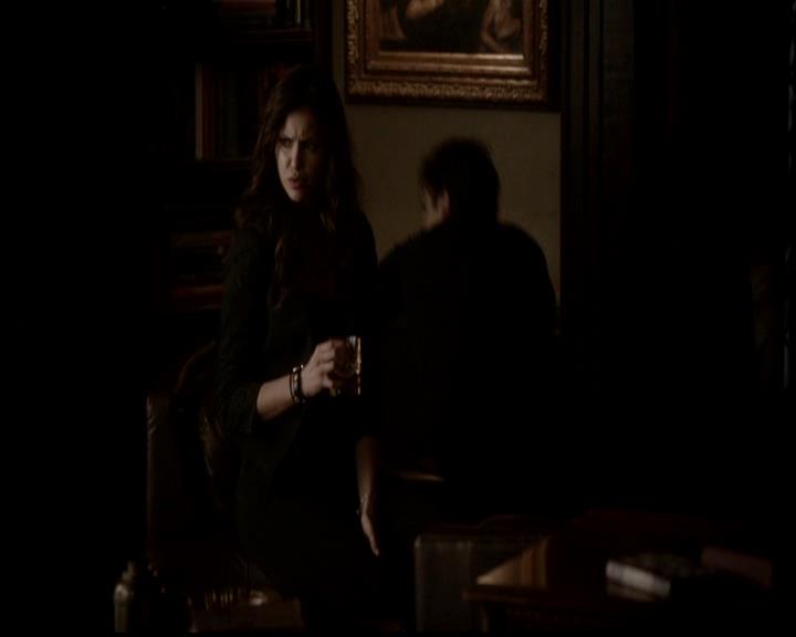 VampireDiariesWorld-dot-org_4x21ShesComeUndone1424.jpg