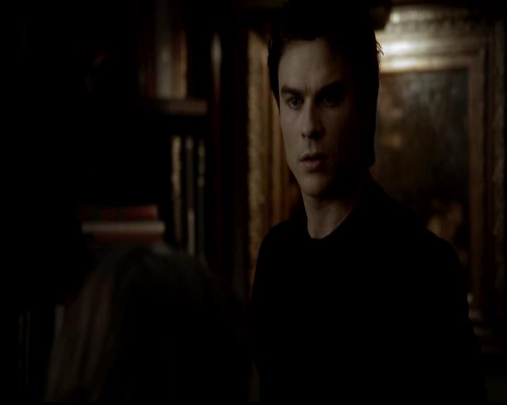 VampireDiariesWorld-dot-org_4x21ShesComeUndone1427.jpg