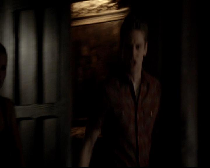 VampireDiariesWorld-dot-org_4x21ShesComeUndone1436.jpg