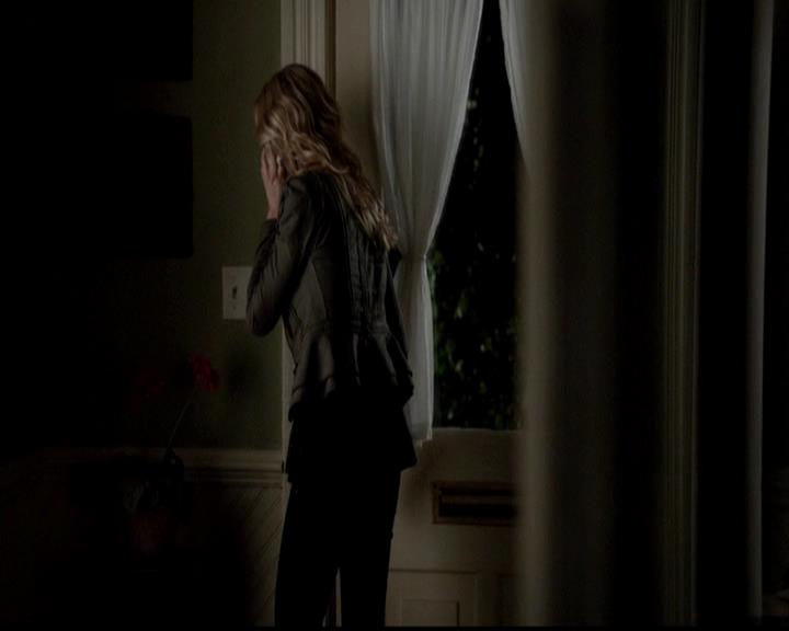 VampireDiariesWorld-dot-org_4x21ShesComeUndone1450.jpg