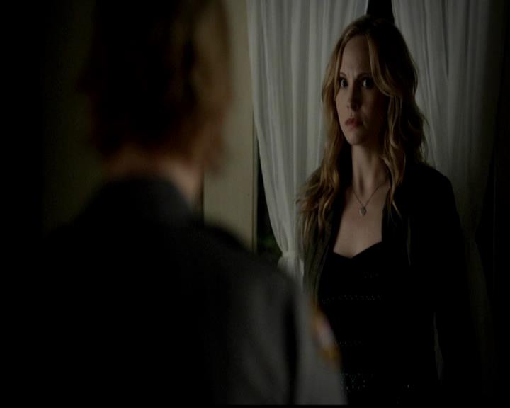 VampireDiariesWorld-dot-org_4x21ShesComeUndone1476.jpg