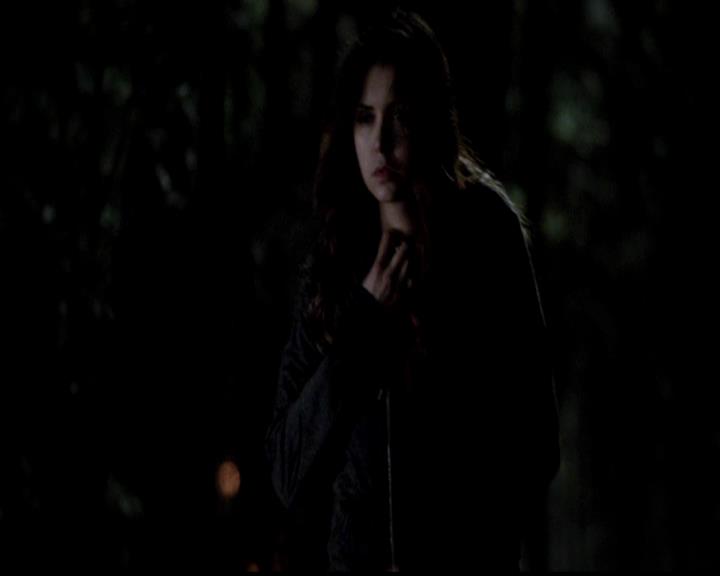 VampireDiariesWorld-dot-org_4x21ShesComeUndone1498.jpg