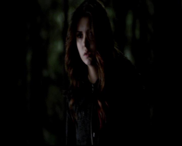 VampireDiariesWorld-dot-org_4x21ShesComeUndone1501.jpg