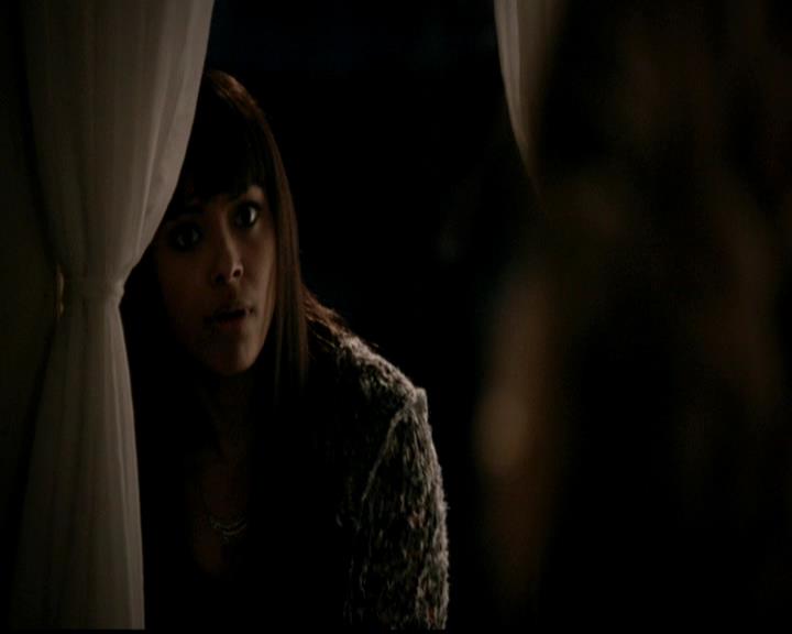 VampireDiariesWorld-dot-org_4x21ShesComeUndone1607.jpg