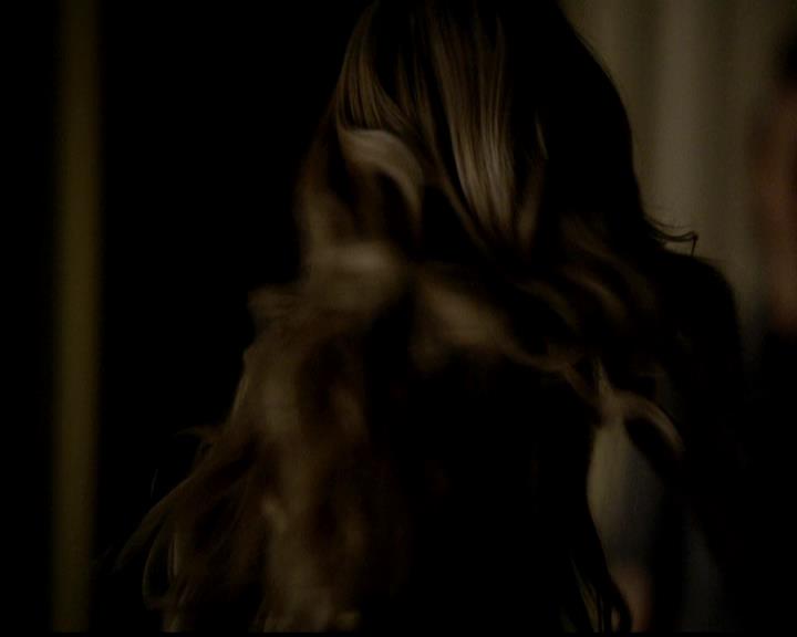 VampireDiariesWorld-dot-org_4x21ShesComeUndone1608.jpg