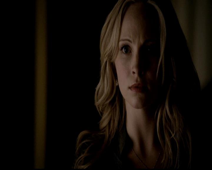 VampireDiariesWorld-dot-org_4x21ShesComeUndone1611.jpg