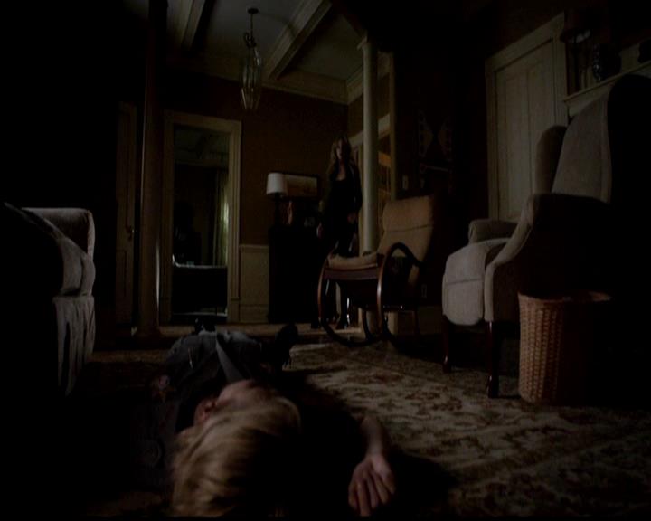 VampireDiariesWorld-dot-org_4x21ShesComeUndone1624.jpg