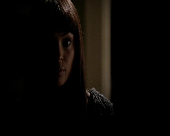 VampireDiariesWorld-dot-org_4x21ShesComeUndone1646.jpg