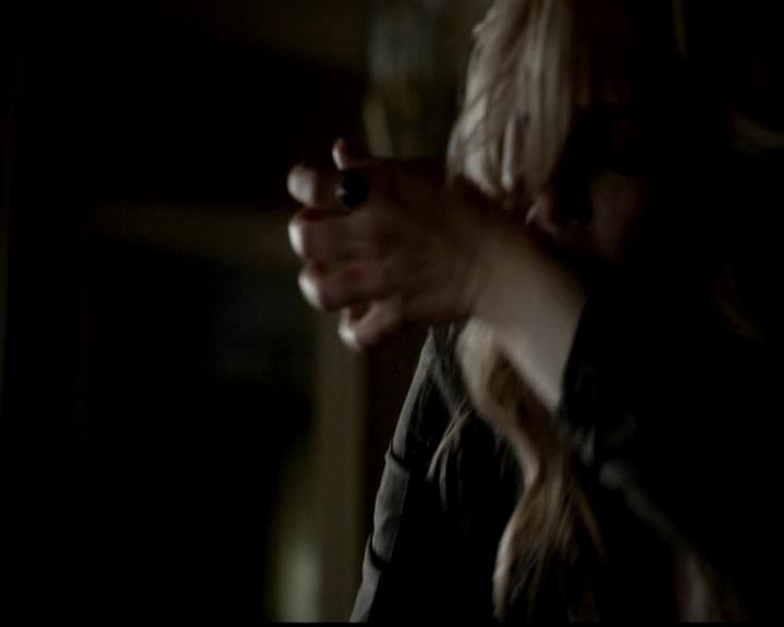 VampireDiariesWorld-dot-org_4x21ShesComeUndone1653.jpg