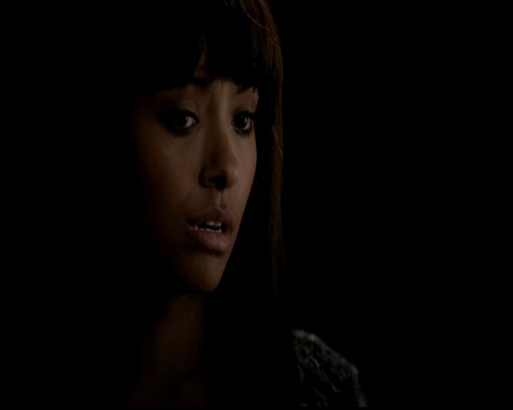 VampireDiariesWorld-dot-org_4x21ShesComeUndone1679.jpg