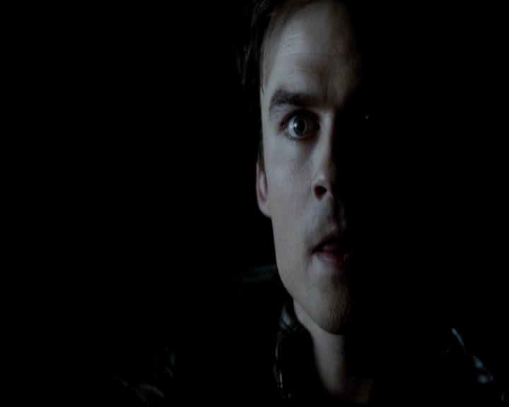 VampireDiariesWorld-dot-org_4x21ShesComeUndone1722.jpg