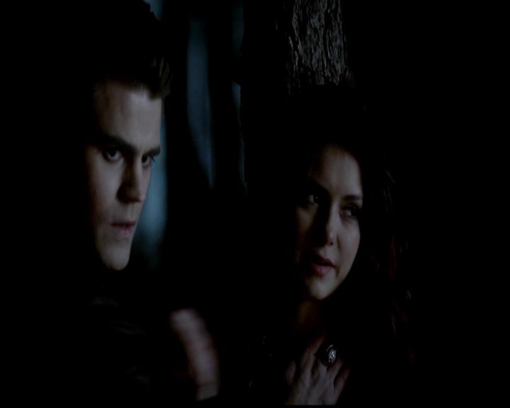 VampireDiariesWorld-dot-org_4x21ShesComeUndone1723.jpg