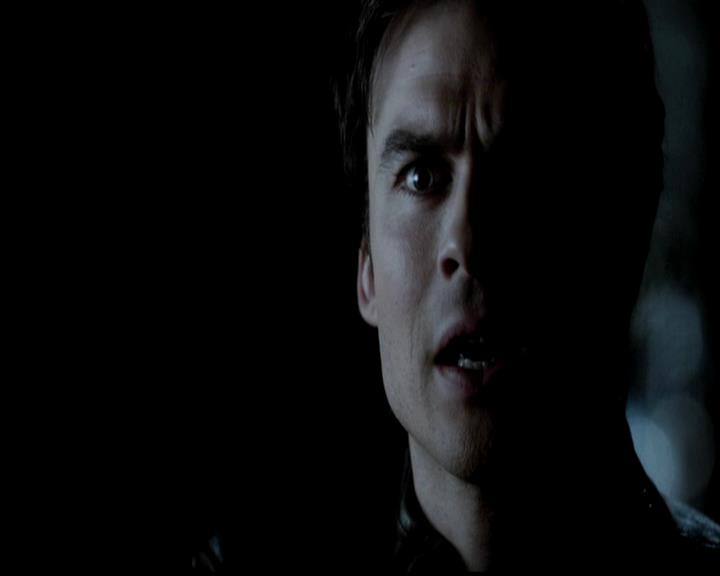 VampireDiariesWorld-dot-org_4x21ShesComeUndone1726.jpg