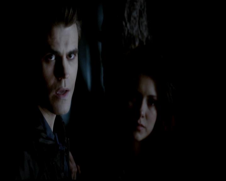 VampireDiariesWorld-dot-org_4x21ShesComeUndone1730.jpg