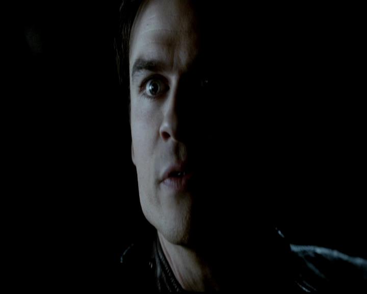 VampireDiariesWorld-dot-org_4x21ShesComeUndone1740.jpg