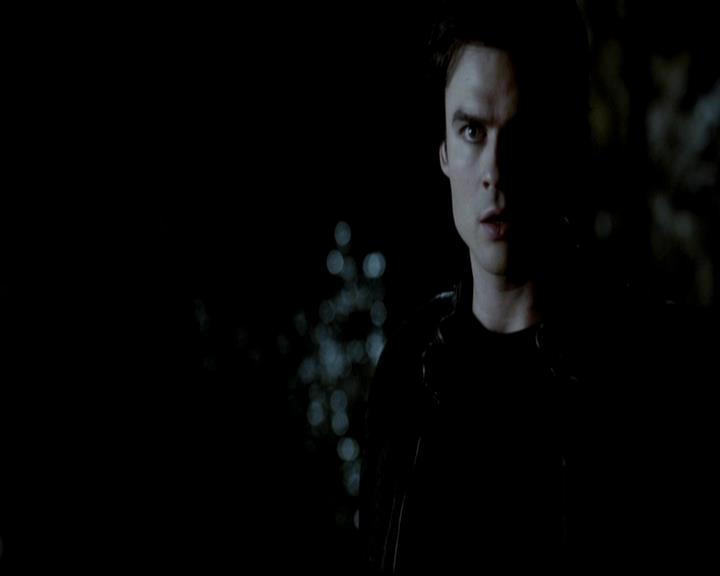 VampireDiariesWorld-dot-org_4x21ShesComeUndone1757.jpg