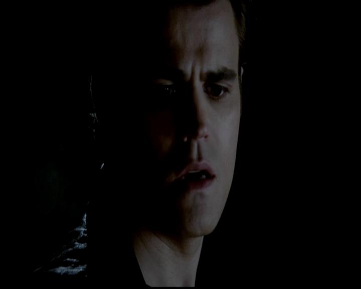 VampireDiariesWorld-dot-org_4x21ShesComeUndone1801.jpg