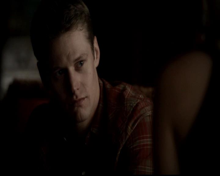 VampireDiariesWorld-dot-org_4x21ShesComeUndone2081.jpg