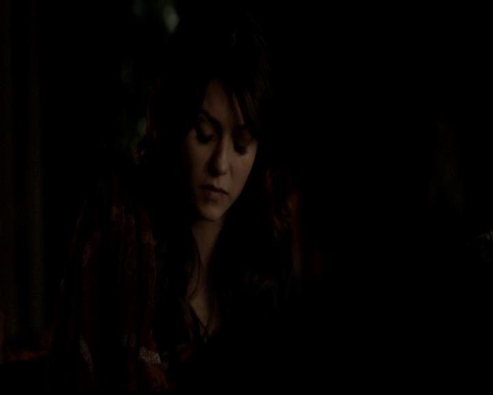 VampireDiariesWorld-dot-org_4x21ShesComeUndone2193.jpg