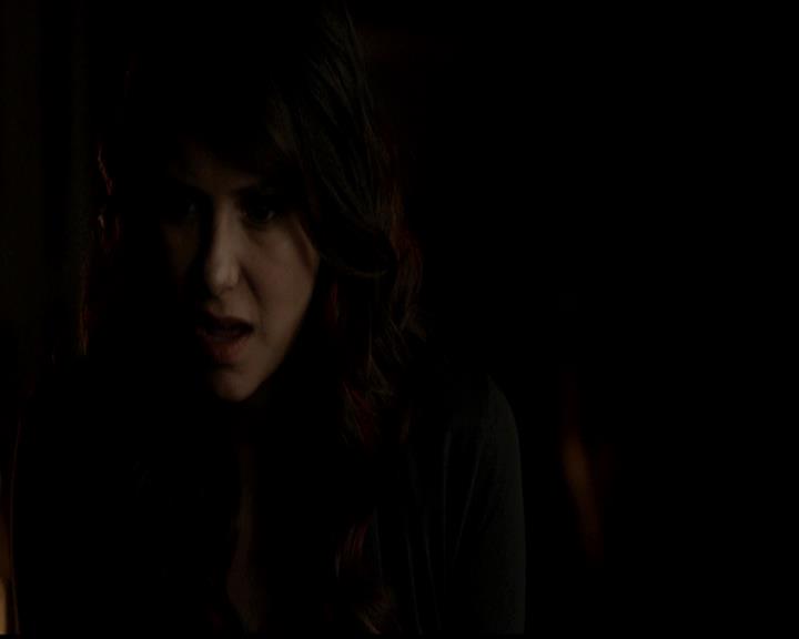 VampireDiariesWorld-dot-org_4x21ShesComeUndone2225.jpg