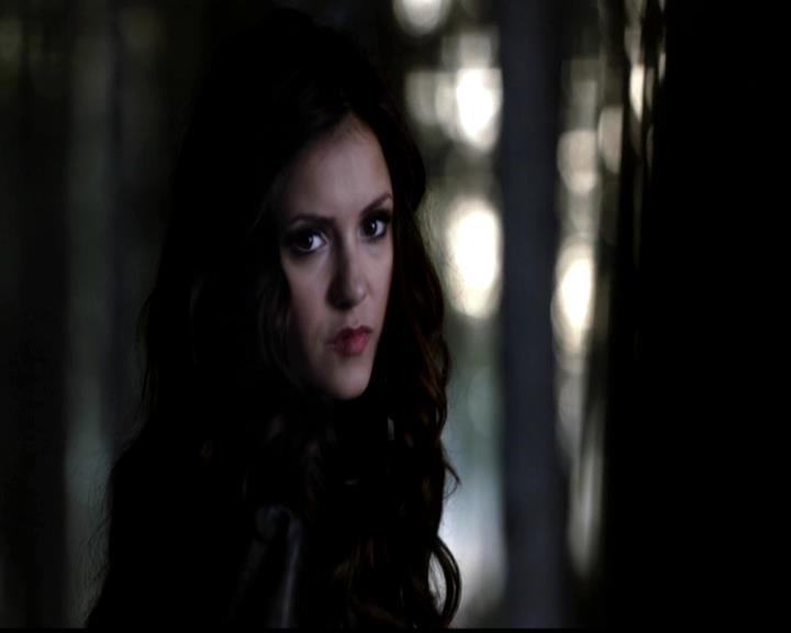 VampireDiariesWorld-dot-org_4x22TheWalkingDead0235.jpg