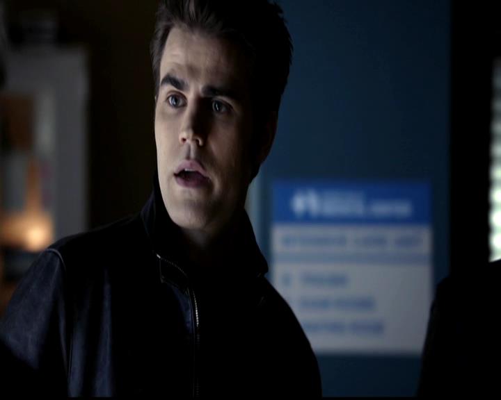 VampireDiariesWorld-dot-org_4x22TheWalkingDead0275.jpg