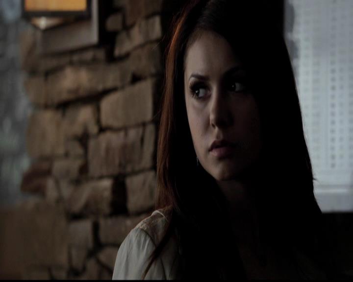 VampireDiariesWorld-dot-org_4x22TheWalkingDead0456.jpg