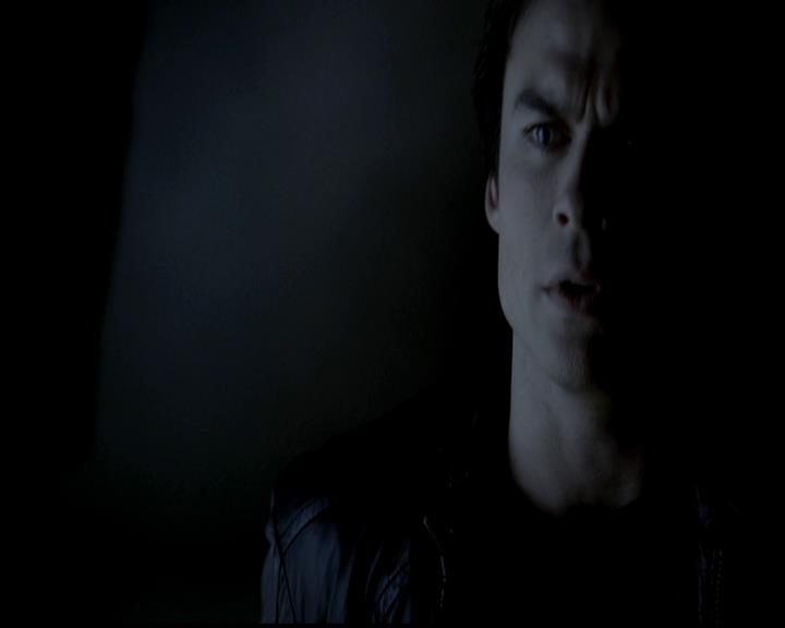 VampireDiariesWorld-dot-org_4x22TheWalkingDead0845.jpg