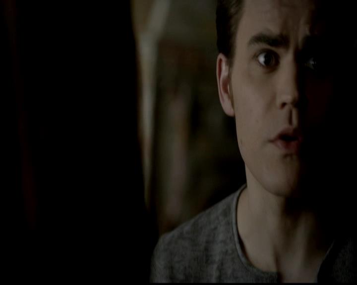 VampireDiariesWorld-dot-org_4x23Graduation0837.jpg