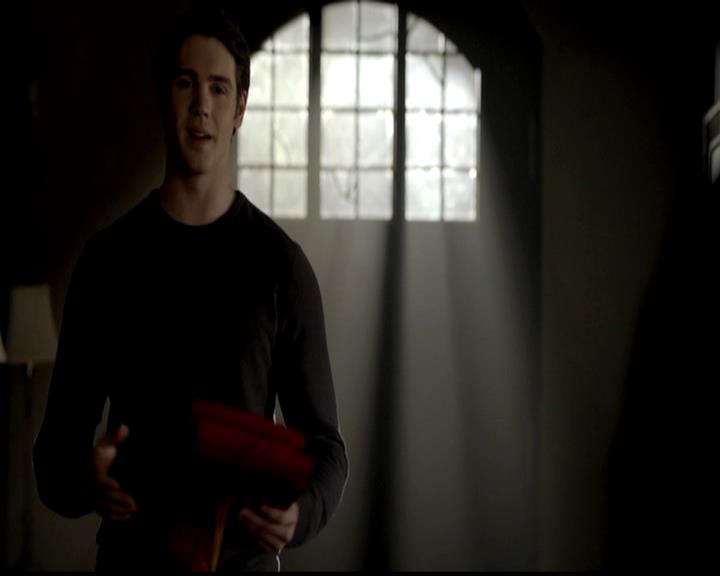 VampireDiariesWorld-dot-org_4x23Graduation0855.jpg