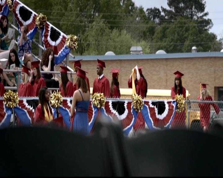 VampireDiariesWorld-dot-org_4x23Graduation0871.jpg