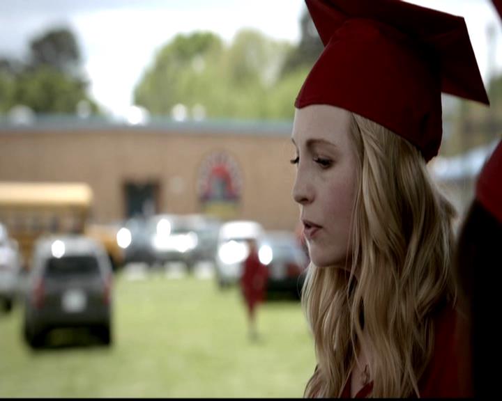 VampireDiariesWorld-dot-org_4x23Graduation0878.jpg