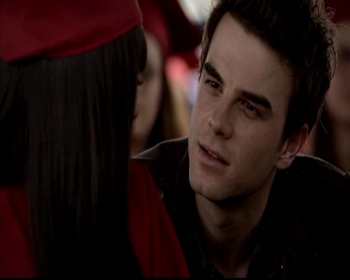 VampireDiariesWorld-dot-org_4x23Graduation1047.jpg