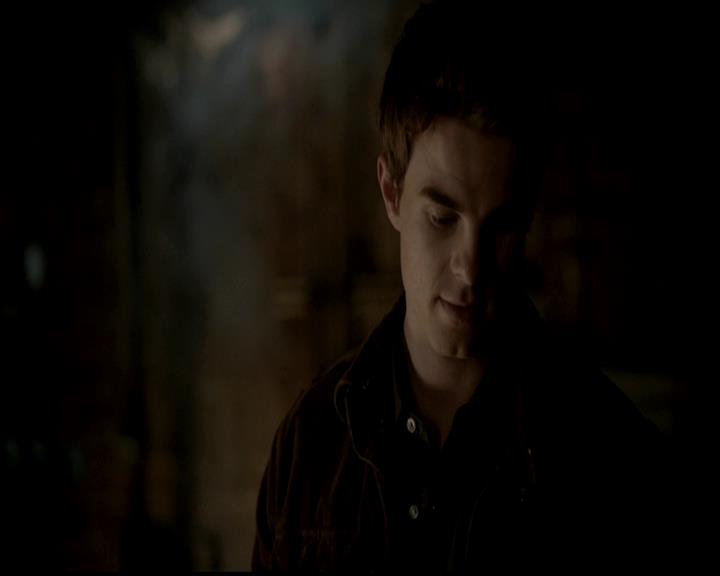 VampireDiariesWorld-dot-org_4x23Graduation1069.jpg