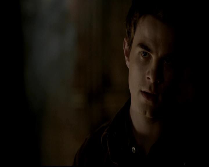 VampireDiariesWorld-dot-org_4x23Graduation1076.jpg