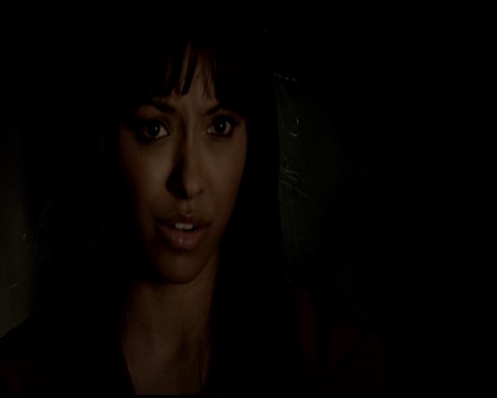 VampireDiariesWorld-dot-org_4x23Graduation1081.jpg