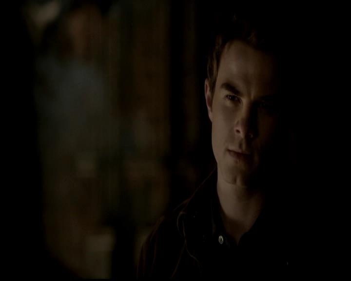 VampireDiariesWorld-dot-org_4x23Graduation1083.jpg