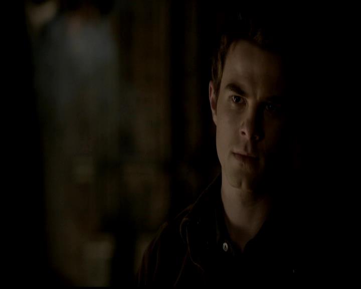 VampireDiariesWorld-dot-org_4x23Graduation1084.jpg