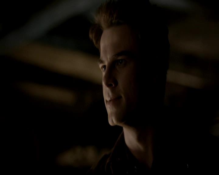 VampireDiariesWorld-dot-org_4x23Graduation1095.jpg