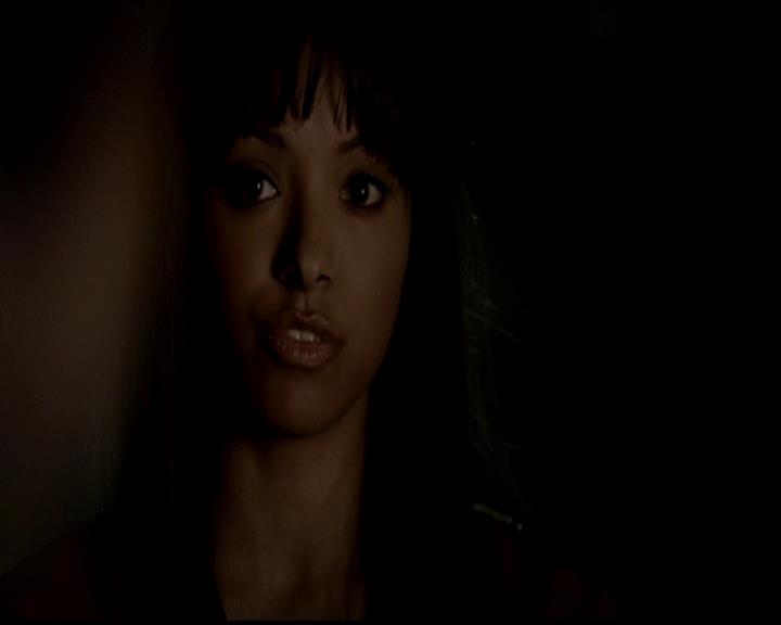 VampireDiariesWorld-dot-org_4x23Graduation1102.jpg