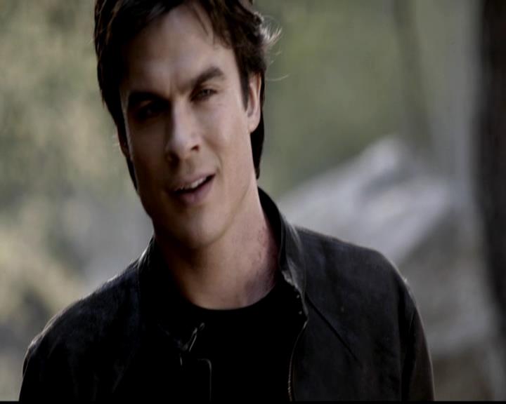 VampireDiariesWorld-dot-org_4x23Graduation1114.jpg