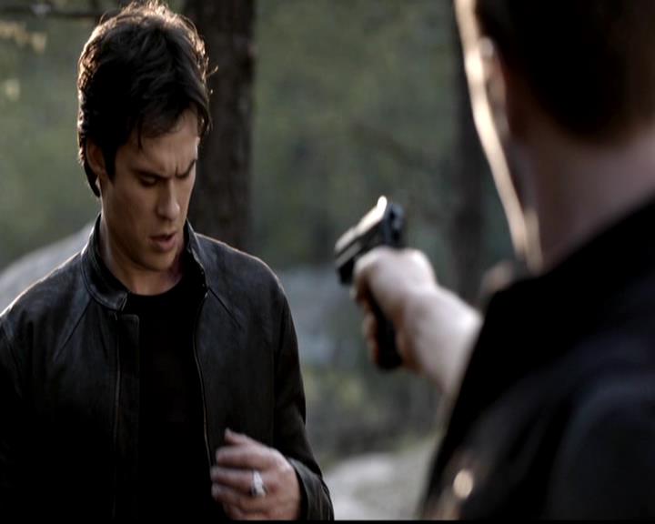 VampireDiariesWorld-dot-org_4x23Graduation1118.jpg